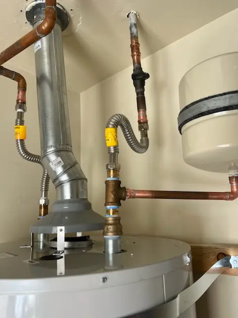 Water heater installation and plumbing repair in Delano